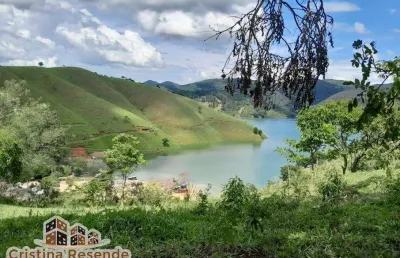 Casa com 2 quartos à venda no centro, natividade da serra  por r$ 250.000