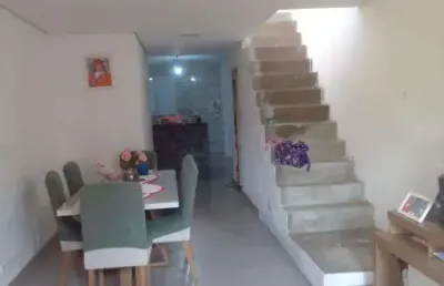 Casa com 2 quartos à venda no maresias, são sebastião , 70 m2 por r$ 240.000