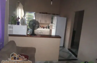 Casa com 2 quartos à venda no teles, paraibuna , 200 m2 por r$ 160.000