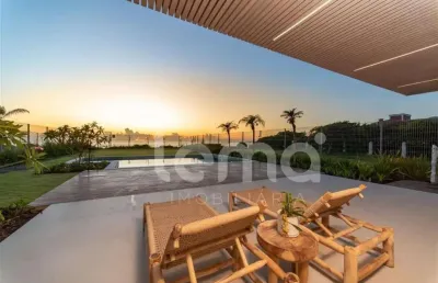 Casa com 5 quartos à venda na praia do estaleiro, balneário camboriú  por r$ 22.000.000