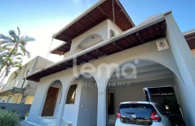 Casa com 4 quartos à venda no garcia, blumenau , 298 m2 por r$ 990.000