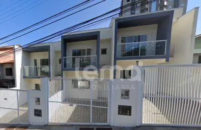 Casa com 2 quartos para alugar em água verde, blumenau , 101 m2 por r$ 3.300