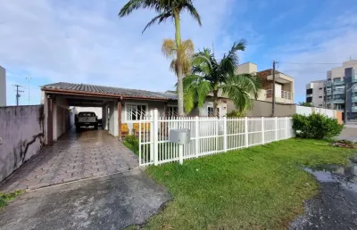 Casa para venda na quadra do mar com 4 quartos em no balneário praia grande