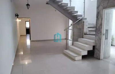 Casa com 3 quartos à venda na avenida piassanguaba, 1762, planalto paulista, são paulo por r$ 3.198.000