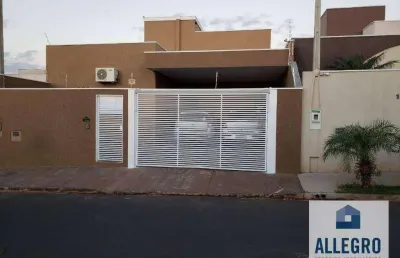 Casa térrea  - bairro vila cassini com 3 dormitórios e 2 vagas de garagem /  próximo ao compre mix !!