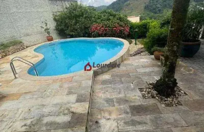 Casa espaçosa com linda vista no bairro jardim maluche!!!