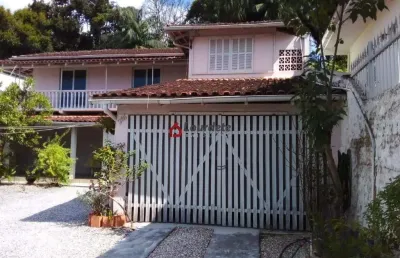 Casa com 3 quartos à venda na Rua Henrique Hartke, 265, Primeiro de Maio, Brusque