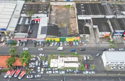 Aluguel/venda - lojão-terreno com 1.800m² na estrada do coco-lauro de freitas
