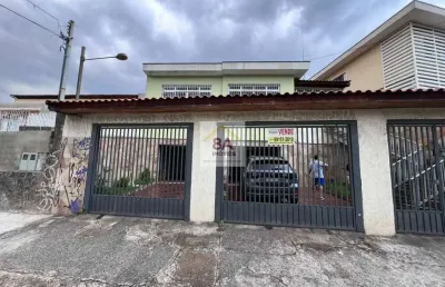 Casa com 3 quartos à venda na Rua Manuel Gaya, --, Vila Mazzei, São Paulo