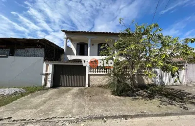 Casa com 6 quartos à venda na Vila Paranaguá, Paranaguá 