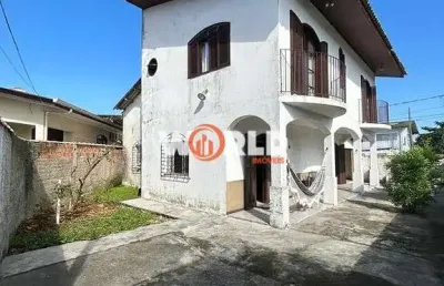 Casa com 4 quartos à venda no Leblon, Paranaguá 