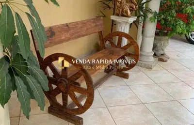 Casa com 3 quartos à venda na Avenida Rodrigues Alves, Jardim Danúbio, Jundiaí