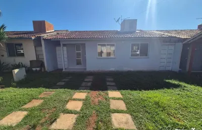 Casa térrea à venda no bosque dos buritis – 3 quartos, quintal privativo e lazer completo em condomínio fechado