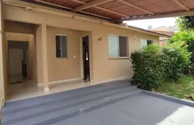 Casa à venda no bosque dos buritis – 3 quartos, quintal privativo e lazer completo no residencial solar ville