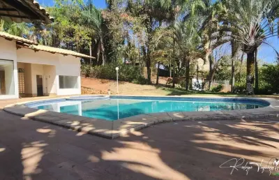 Casa térrea à venda no aldeia do vale com 4 suítes, lazer completo e vista privilegiada