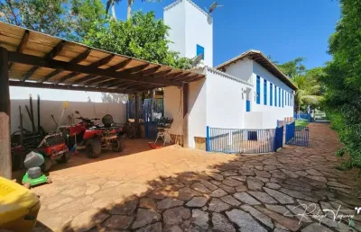 Casa térrea no estilo colonial português à venda no aldeia do vale – 4 suítes, 1.250 m² de terreno e lazer completo
