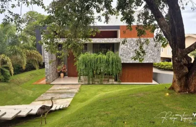Aldeia do vale – casa de altíssimo padrão com 6 suítes, elevador e lazer completo