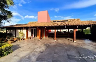 Sobrado à venda no aldeia do vale com 5 quartos, lazer completo e localização próxima à portariazer completo no aldeia do vale