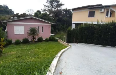 Casa com 2 quartos à venda na Rua Elias Tadeu Dall Onder, 334, Fátima, Bento Gonçalves