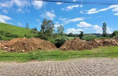 Terreno à venda na Rua Francisco D'arrigo, 423, Aparecida, Carlos Barbosa