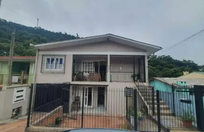 Casa com 5 quartos à venda na Rua Elias Tadeu Dall'Onder, 163, Fátima, Bento Gonçalves