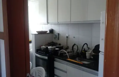 Apartamento á venda 2 quartos, lavabo, varanda no acupe de brotas