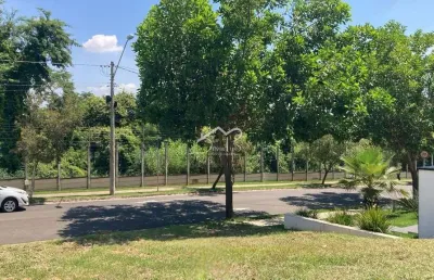 Maravilhoso lote de frente para mata no condomínio jardins di roma