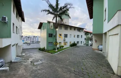 Apartamento com 2 quartos para alugar na rua professor clementino de brito, capoeiras, florianópolis, 46 m2 por r$ 2.300