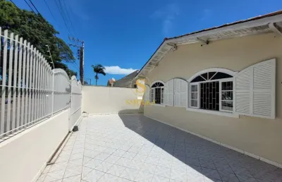 Casa em condomínio fechado com 3 quartos à venda na rua paula ramos, capoeiras, florianópolis, 280 m2 por r$ 800.000