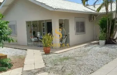 Casa em condomínio fechado com 3 quartos à venda na rodovia gilson da costa xavier, sambaqui, florianópolis, 157 m2 por r$ 2.100.000