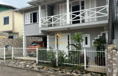 Casa em condomínio fechado com 2 quartos à venda na rua albatroz, ingleses, florianópolis, 120 m2 por r$ 420.000