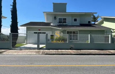Casa em condomínio fechado com 3 quartos à venda na rua assis brasil, ponta de baixo, são josé, 227 m2 por r$ 2.950.000