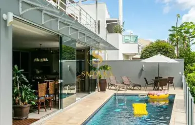 Casa em condomínio fechado com 4 quartos à venda na rua dos carijós, santa mônica, florianópolis, 393 m2 por r$ 5.900.000