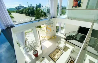 Casa em condomínio fechado com 5 quartos à venda na rua das caraúnas, jurerê internacional, florianópolis, 800 m2 por r$ 12.200.000