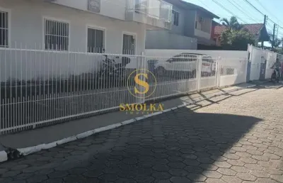 Apartamento com 2 quartos à venda na rua laurindo elias de oliveira, ingleses, florianópolis, 40 m2 por r$ 270.000
