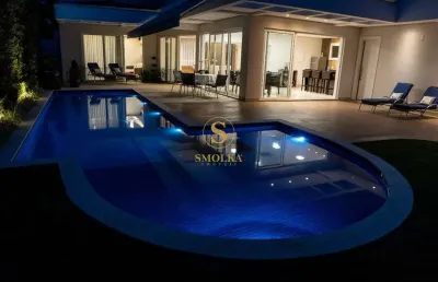 Casa em condomínio fechado com 4 quartos à venda na avenida dos dourados, jurerê internacional, florianópolis, 500 m2 por r$ 8.200.000