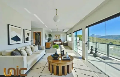 Casa com 4 dormitórios à venda, 223 m² por r$ 990.000,00 - albuquerque - teresópolis/rj