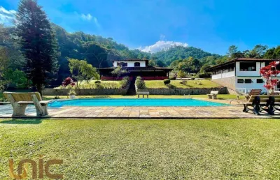 Casa com 4 dormitórios à venda, 900 m² por r$ 1.700.000,00 - albuquerque - teresópolis/rj
