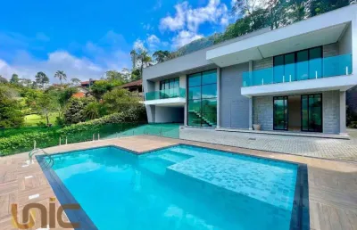 Casa com 5 dormitórios à venda, 630 m² por r$ 6.000.000,00 - comary - teresópolis/rj