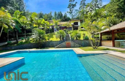 Casa com 4 dormitórios à venda, 428 m² por r$ 4.500.000,00 - comary - teresópolis/rj