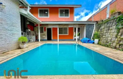 Casa com 3 dormitórios à venda, 99 m² por r$ 670.000,00 - granja guarani - teresópolis/rj