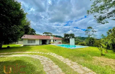Casa com 4 dormitórios à venda, 270 m² por r$ 1.500.000,00 - parque do imbui - teresópolis/rj