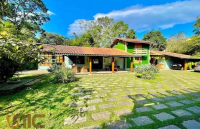 Casa com 4 dormitórios à venda, 226 m² por r$ 1.250.000,00 - bom retiro - teresópolis/rj