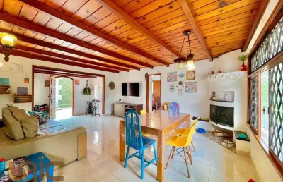 Casa com 4 dormitórios à venda, 160 m² por r$ 780.000,00 - cascata do imbuí - teresópolis/rj