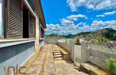 Casa com 3 dormitórios à venda, 68 m² por r$ 590.000,00 - tijuca - teresópolis/rj