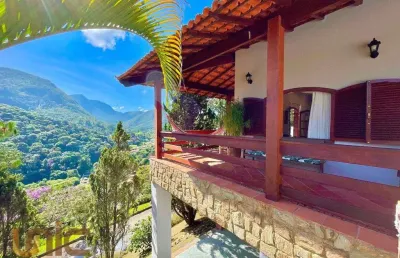 Casa com 4 dormitórios à venda, 326 m² por r$ 1.650.000,00 - albuquerque - teresópolis/rj