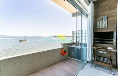 'refúgio açoriano à beira-mar: casa não financiavel com vista deslumbrante e dupla versatilidade!',