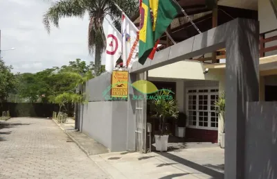 Hotel próximo a lagoa e da praia da joaquina e praia mole, com 45 unidades habitacionais na lagoa d