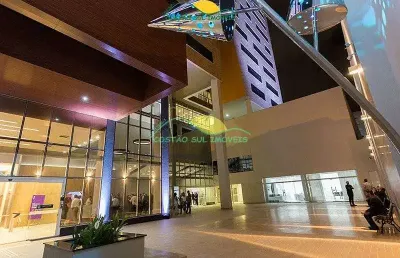 Salas comerciais no centro executivo globo tower no coração do estreito - florianópolis/sc