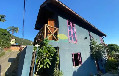 Locação de diárias- casa rústica a 200 metros da praia – refúgio natural em ribeirão da ilha - flor